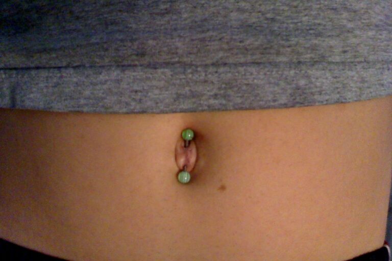 Navel Piercing